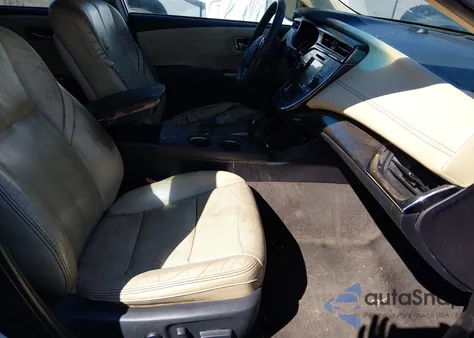 2016 Toyota Avalon Limited z USA, uszkodzony, nr VIN 4T1BK1EB7GU216302